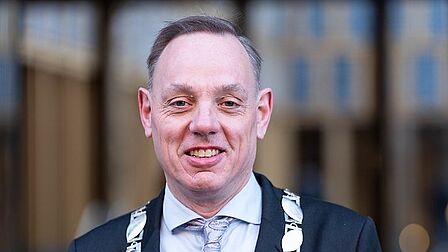 Burgemeester Ron Konig