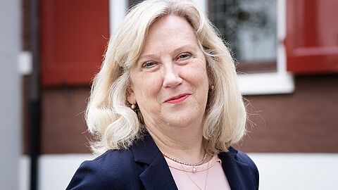 Trouwambtenaar Ans Schutte